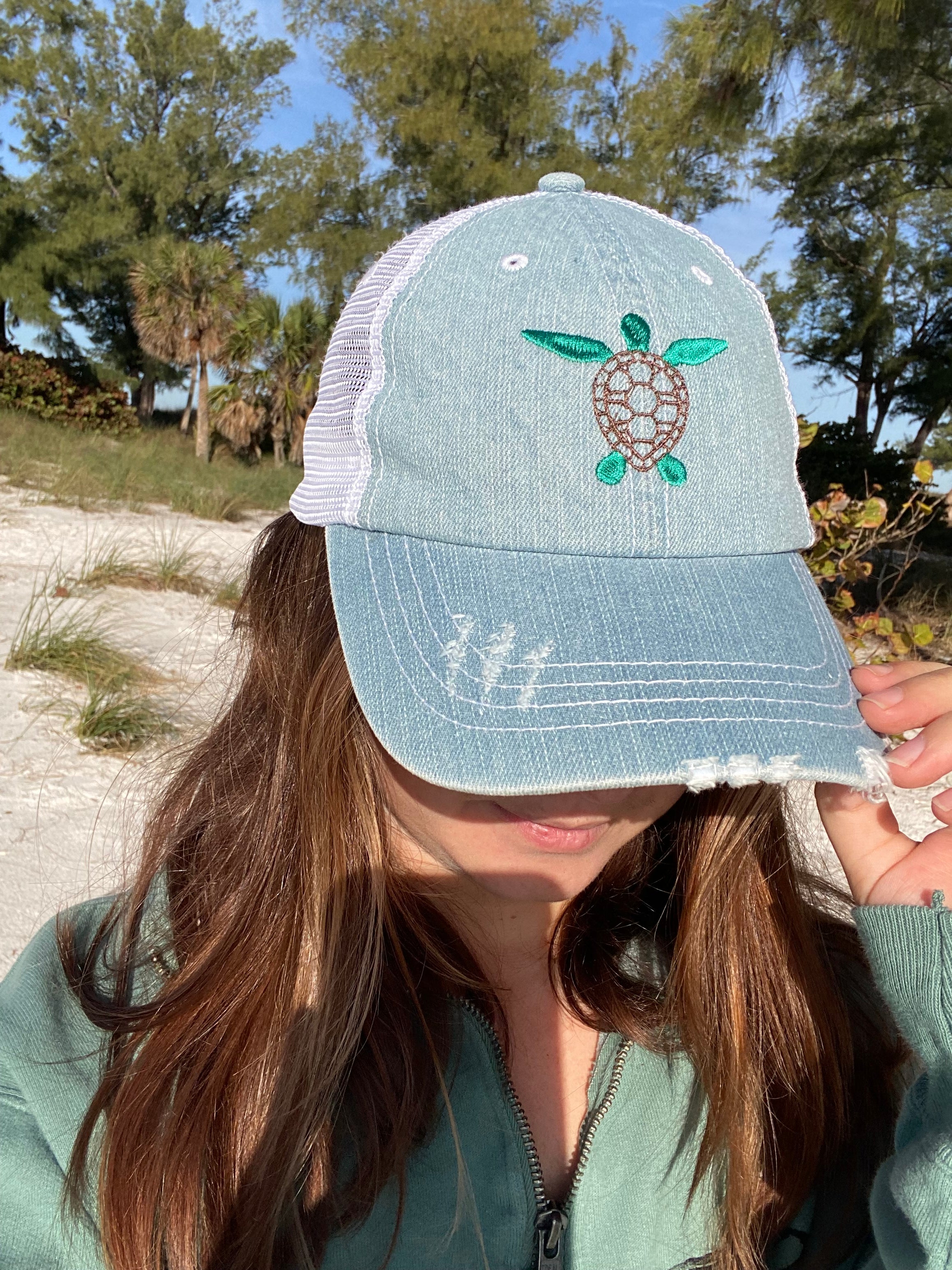 Hat-Turtle-Raye&