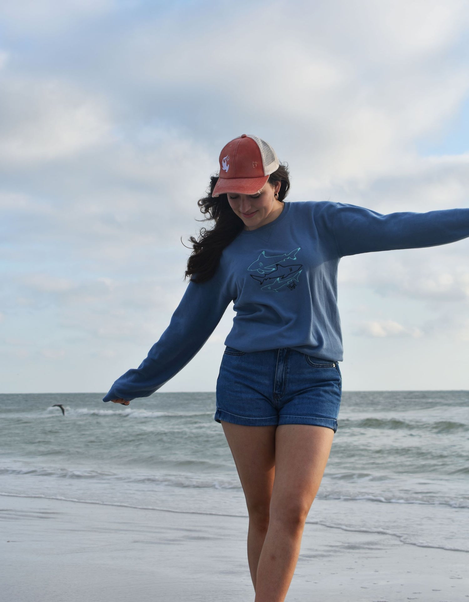 Sweatshirts-Trio Sharks-Raye&